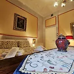 بيت ضيافة Domus Clara - فينوسا