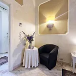 Domus Clara - 4*