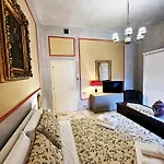 بيت ضيافة Domus Clara - فينوسا