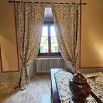 Domus Clara - بيت ضيافة فينوسا
