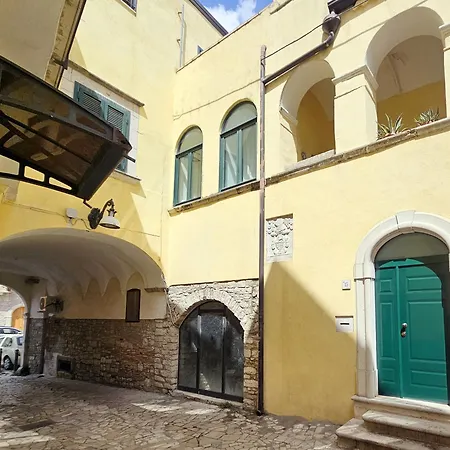 Domus Clara - Affittacamere *