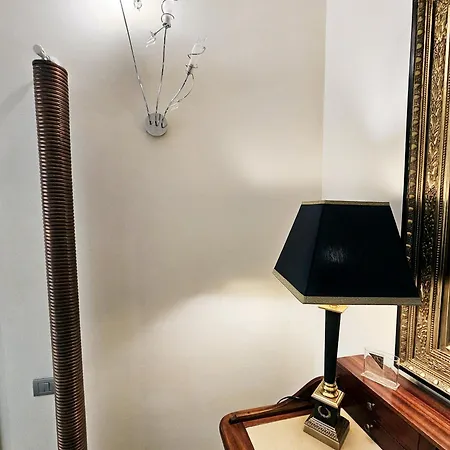 Casa de hóspedes Domus Clara - 4*