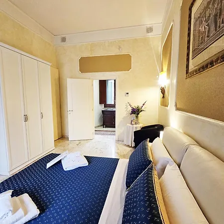 Domus Clara - *