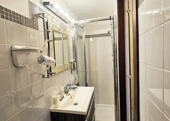 Domus Clara - Guest house *